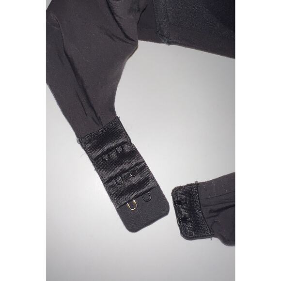 Victoria Secret women’s black body by Victoria lined no wire bra - Picture 7 of 7